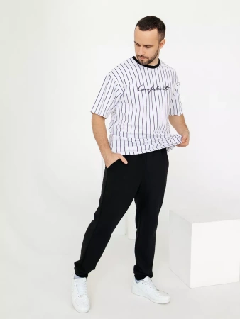 Футболка в полоску оверсайз с принтом надписью