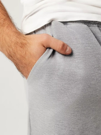 Шорты спортивные широкие с карманами