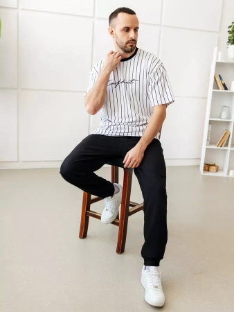 Футболка в полоску оверсайз с принтом надписью