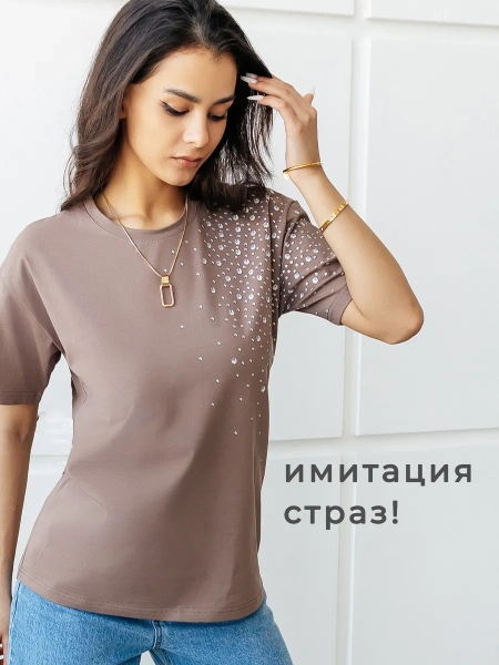 Футболка с принтом базовая хлопок имитация страз новогодняя