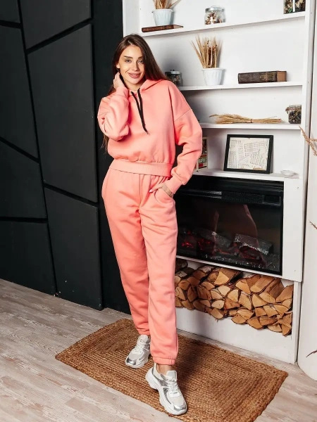 Спортивный костюм с начесом оверсайз кроя зимний