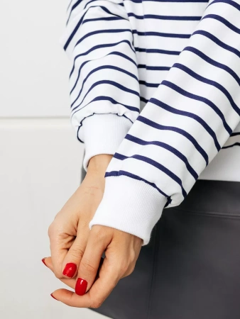 Кофта в полоску нарядная больших размеров джемпер