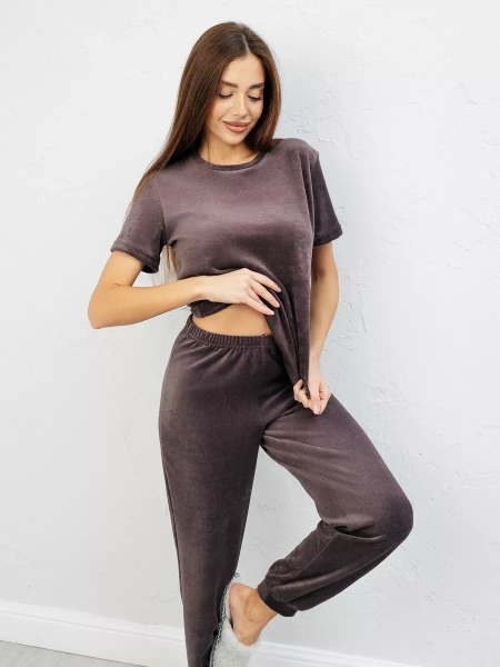 Костюм женский домашний велюровый