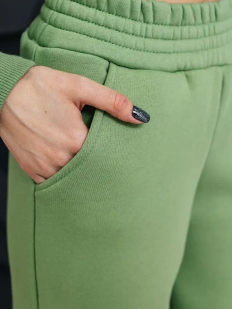 Спортивный костюм с начесом оверсайз кроя зимний