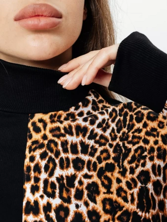 Кофта с горлом оверсайз большого размера нарядный