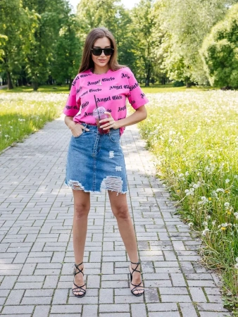 Футболка оверсайз с принтом большого размера