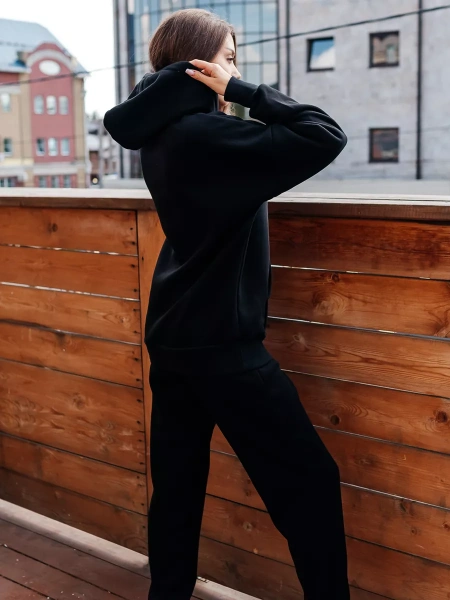 Спортивный костюм с начесом оверсайз кроя зимний