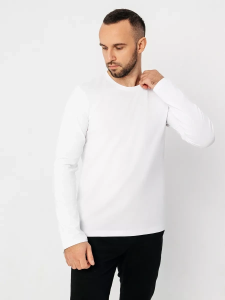 Белый лонгслив с длинным рукавом