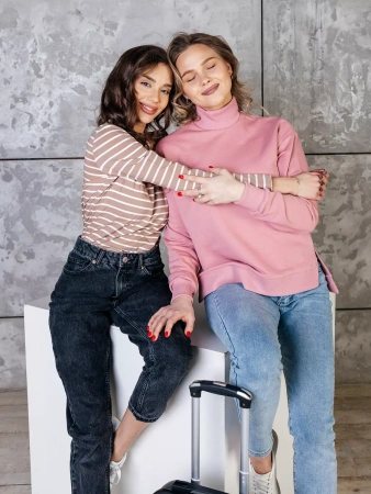 Свитер с горлом кофта с длинным рукавом ДФ542