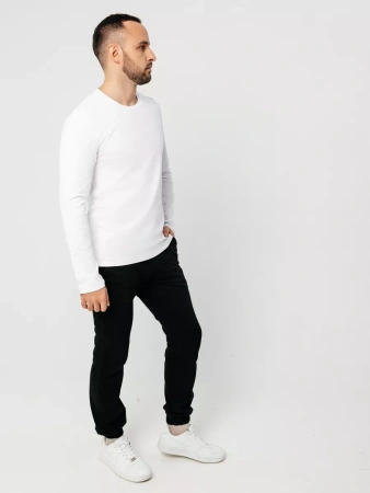 Белый лонгслив с длинным рукавом