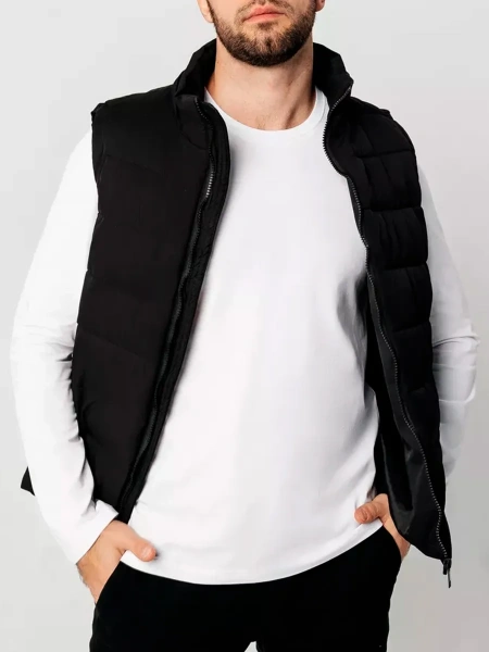 Белый лонгслив с длинным рукавом